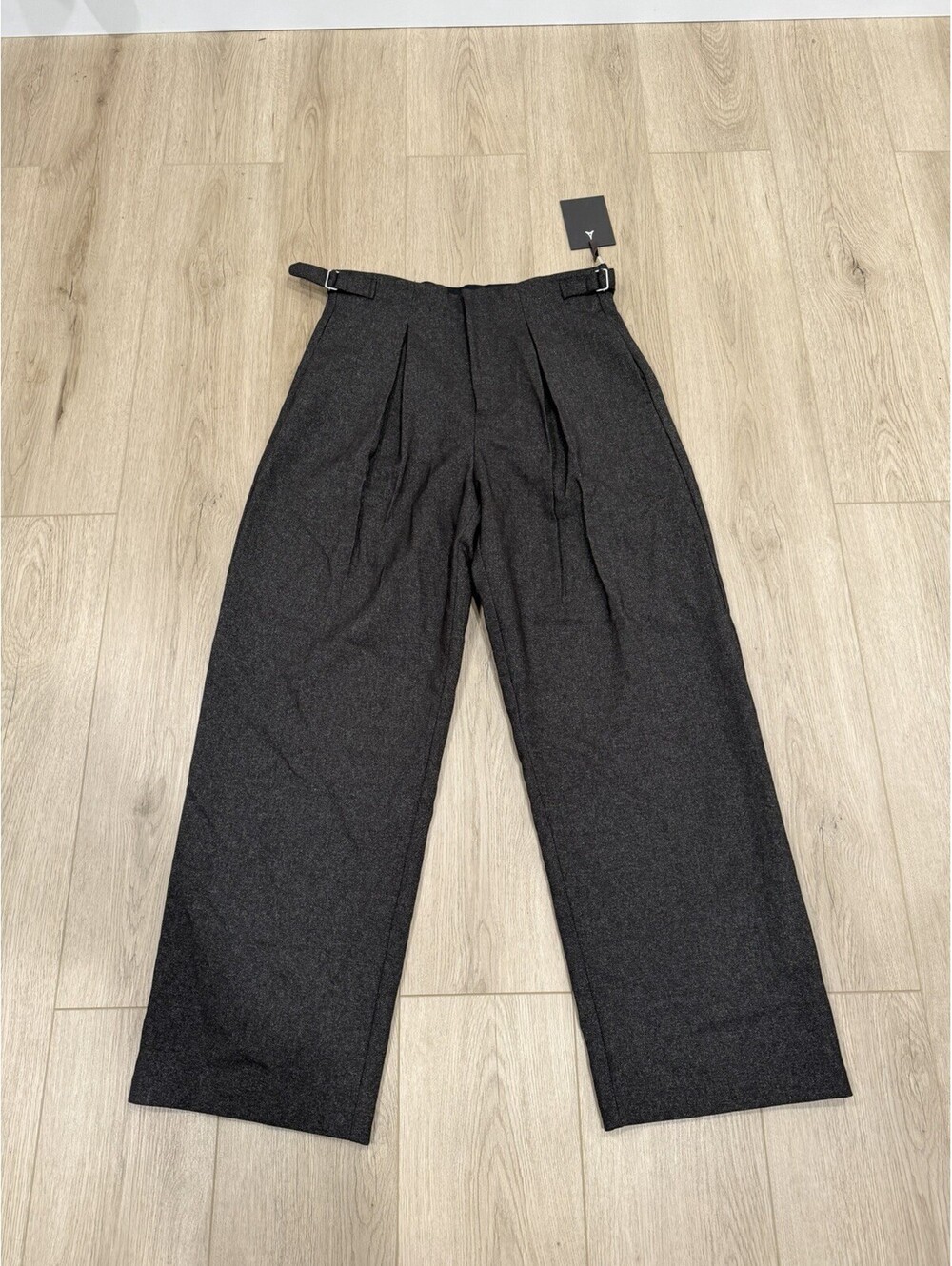 NWT Maniere De Voir Men's Relaxed Fit Textured Pleated Tailored Pants Sz 32